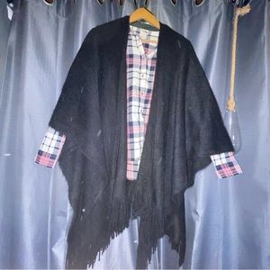LC Lauren Conrad Black oversized poncho/shawl OS FITS MOST